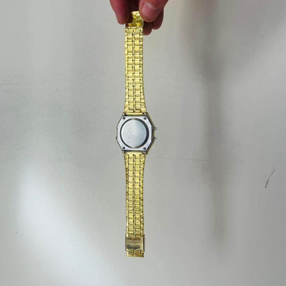 Casio Digital Watch Gold Accents Unisex Retro Y2K Style Quartz New - Picture 6 of 9